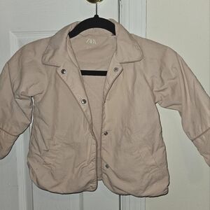 Toddler Girl Light Zara Jaket. Size 4. Light pink color.